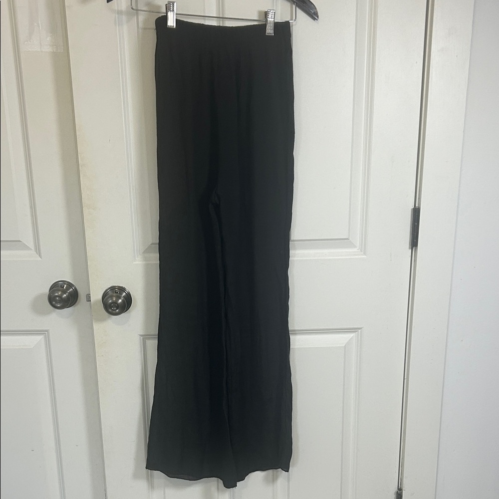 SHEIN Black lightweight polyester flare pants size small beachy vibe inseem 29“